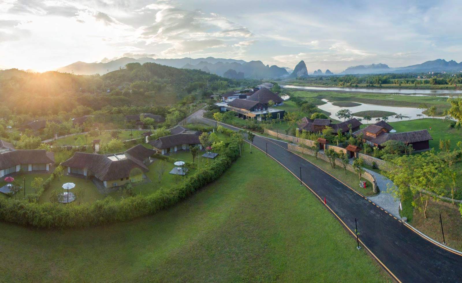 Lợi thế về vị trí của Serena Resort Hòa Bình